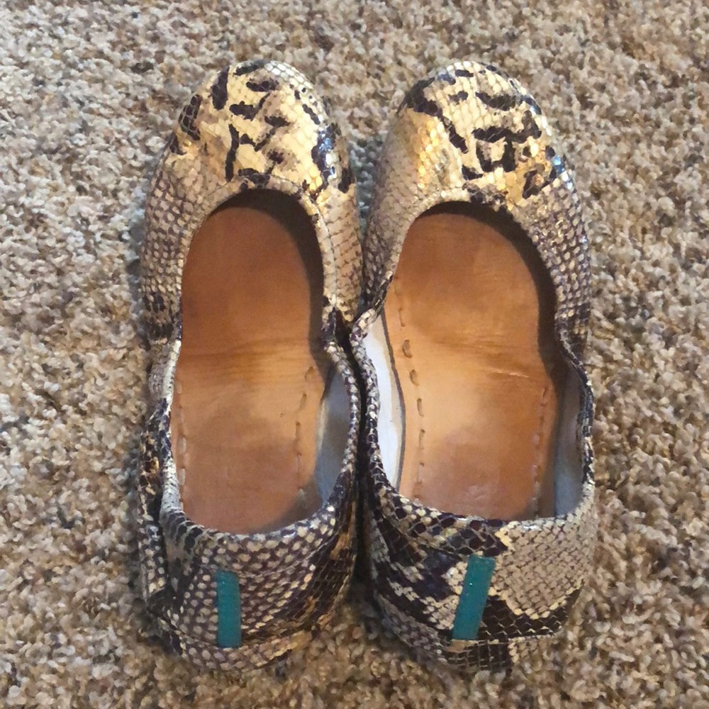 Sand snake Tieks by Gavrieli